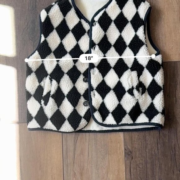 Fleece Vest So So Cute - Picture 4 of 4